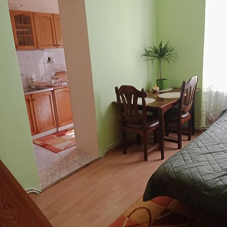 Apartament Kolo Dworcu Przemyśl Exterior foto